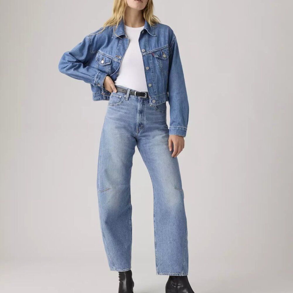 Levi's Cinch Barrel Women's Jeans - Size 27x31